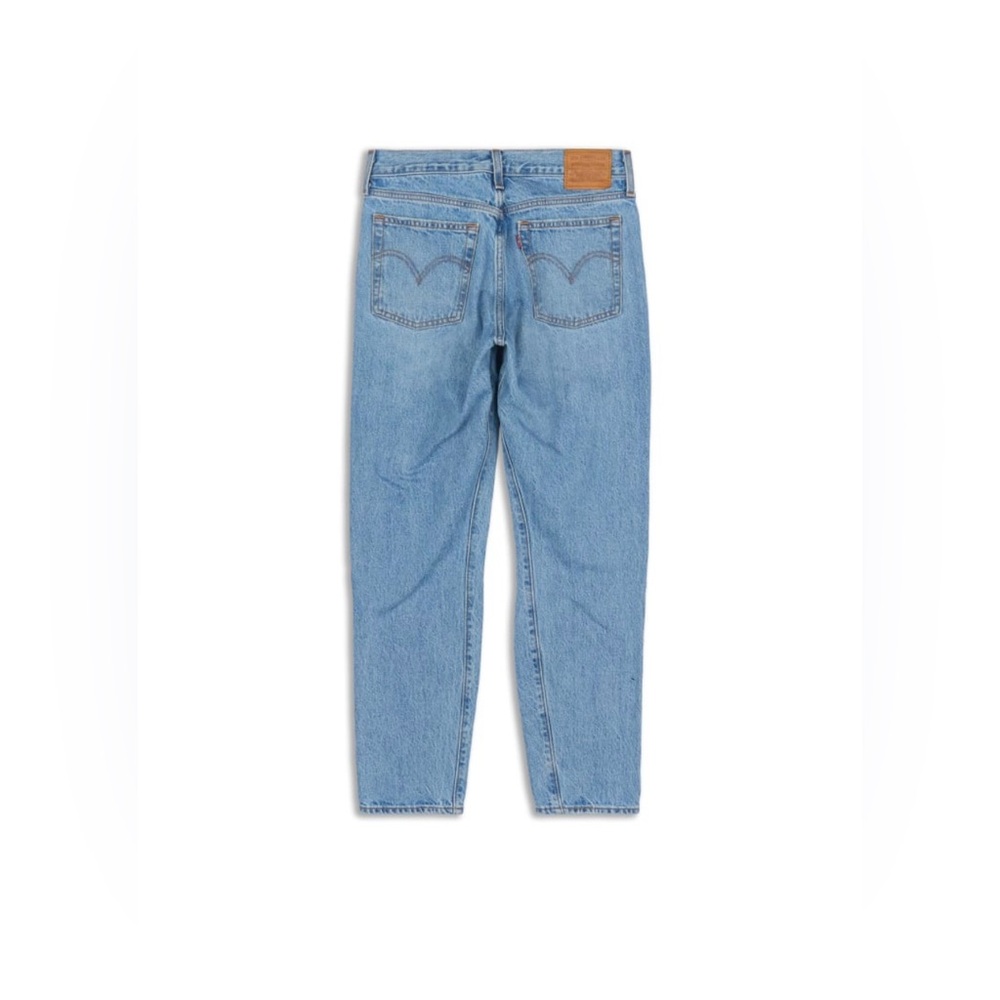 Levi’s | Premium Wedgie Ankle Jean - Picture 2 of 12